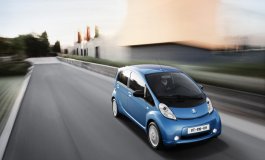 Quale futuro per l'auto elettrica?