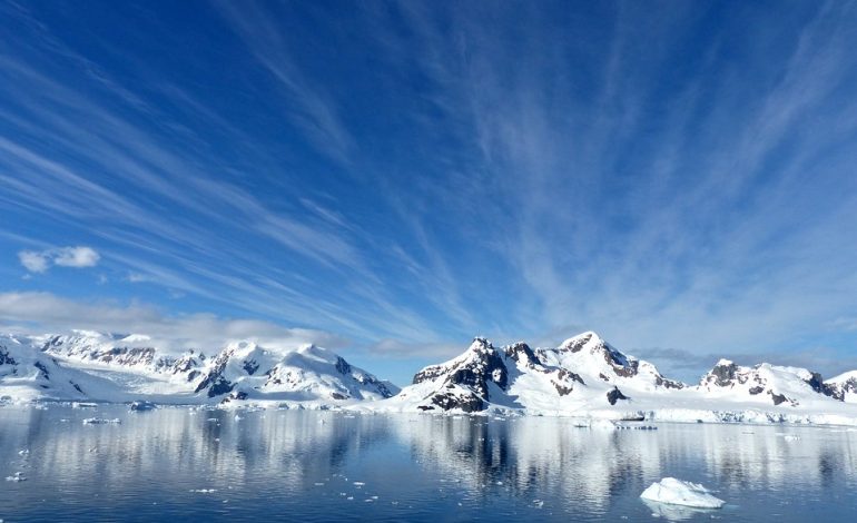 “No alle estrazioni”: il parlamento EU salva l’Artide