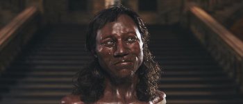 Pelle scura e occhi azzurri: ecco Cheddar Man, il primo britannico della storia