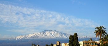 I cristalli dell' Etna: capsule del tempo e tachimetro delle eruzioni