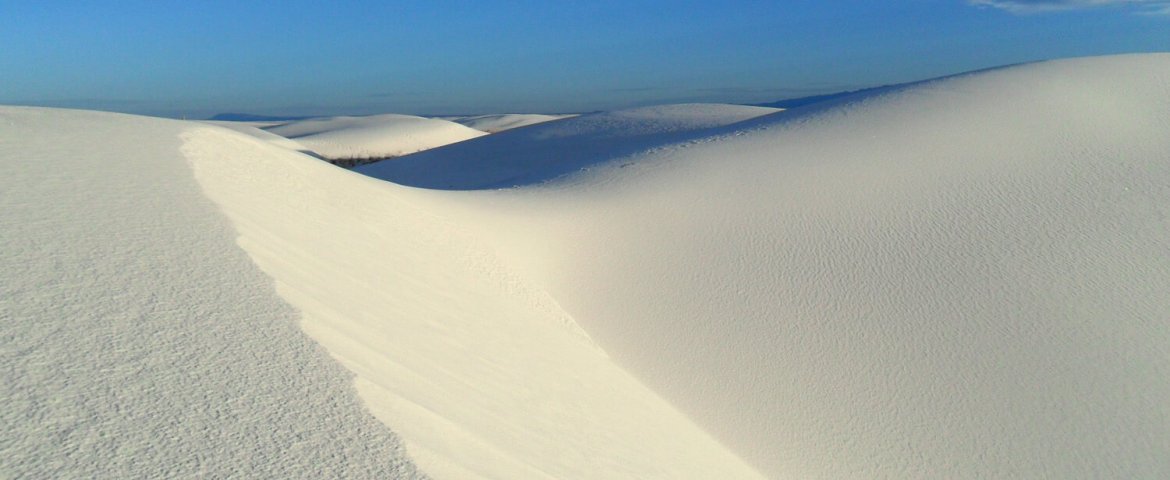 Tra le dune candide del White Sands National Monument in New Mexico