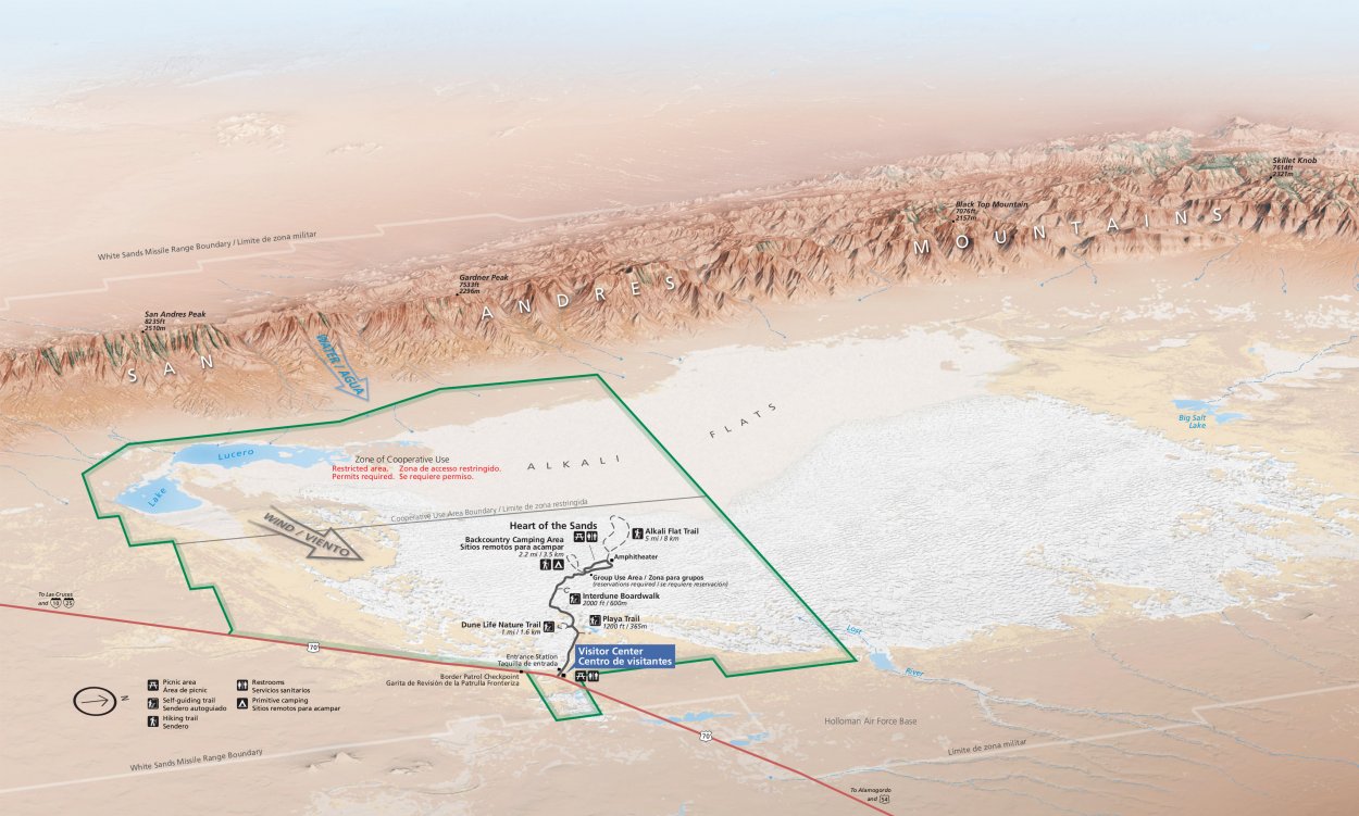 Tra le dune candide del White Sands National Monument in New Mexico