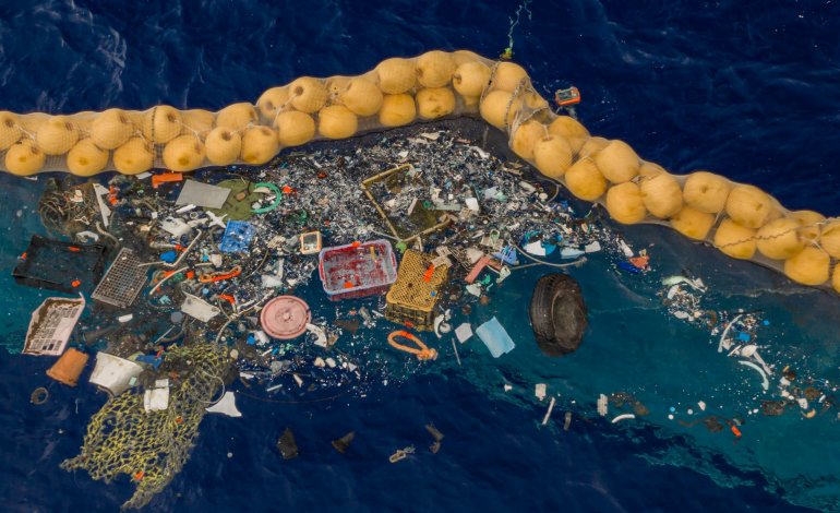 The Ocean Cleanup funziona: raccolta la prima plastica