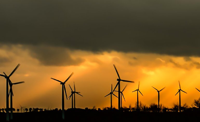 Con la tempesta Ciara “vola” l’energia eolica in Europa