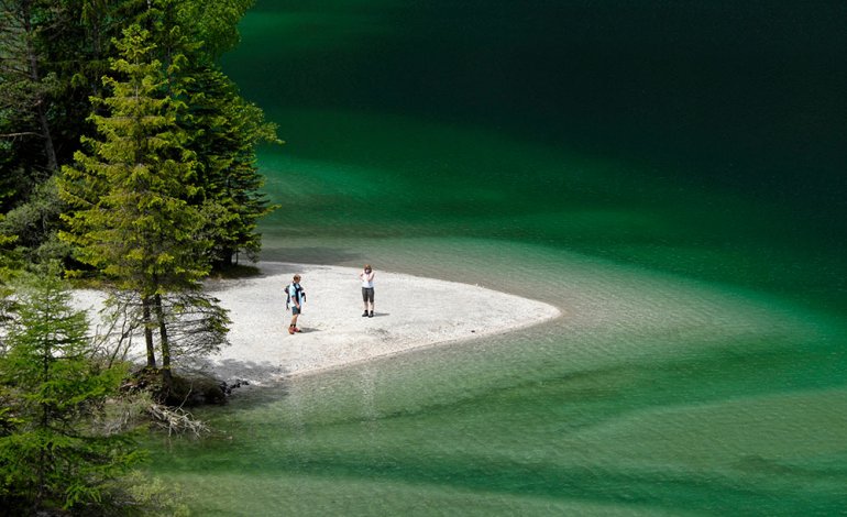 Lago di Tovel, i Caraibi del Trentino
