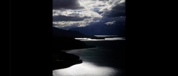 Giochi di ombre e luci sul lago General Carrera