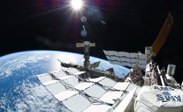 Da 10 anni è a caccia dell’antimateria primordiale