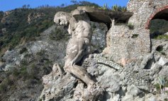 Liberato dalla “gabbia” il Gigante di Monterosso