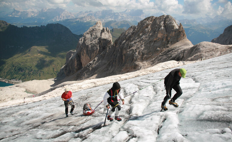 Marmolada: le risposte dei ricercatori che da vent’anni studiano il ghiacciaio