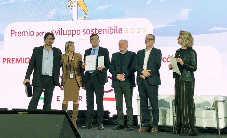 Caviro Extra premiata a Ecomondo dalla Fondazione per lo Sviluppo Sostenibile