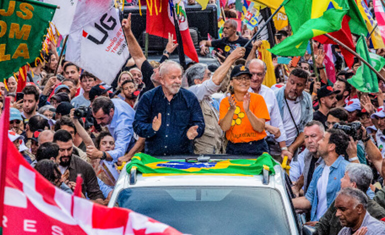 Il neo presidente brasiliano Lula