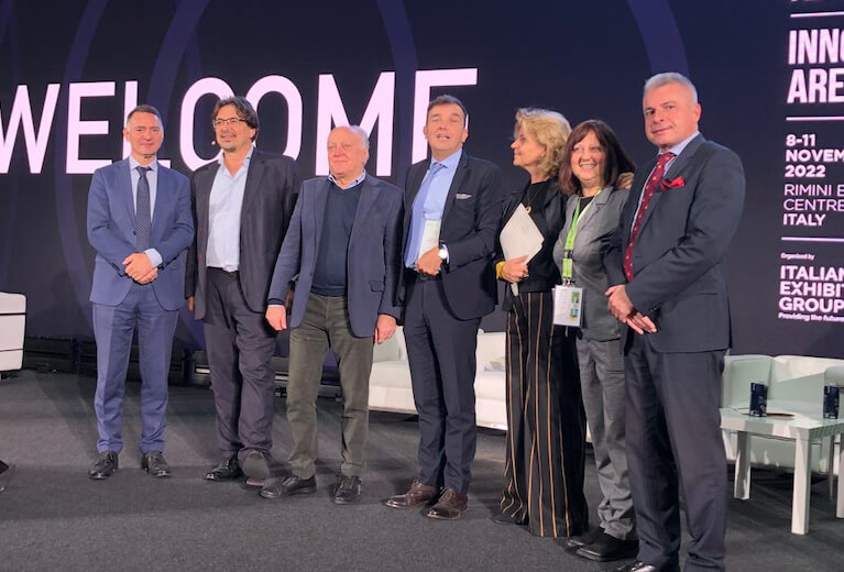 premio a Caviro Extra