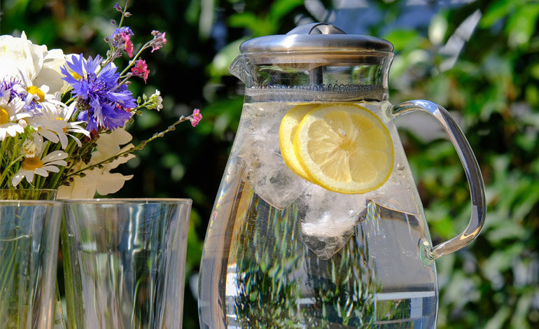 Solo il 29% degli italiani beve acqua del rubinetto