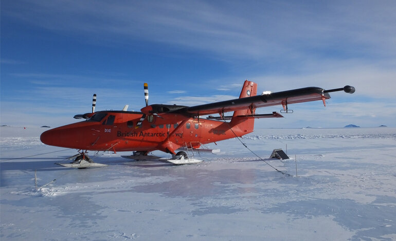 Il ghiacciaio Thwaites sta cambiando più rapidamente di tutti gli altri ghiacciai antartici
