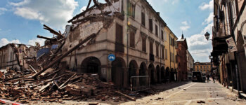 Piccoli e grandi terremoti attesi in futuro in Italia