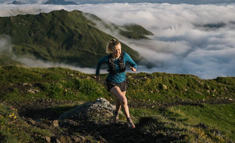 Per i suoi 100 anni, LOWA comincia a correre