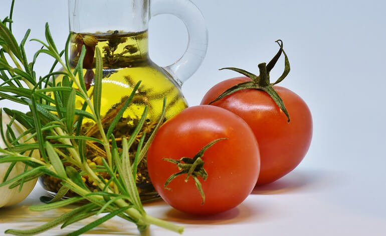 Ridurre l’inquinamento nella produzione di pomodoro e olivo