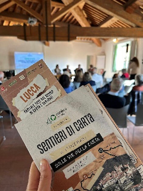 Sentieri di carta