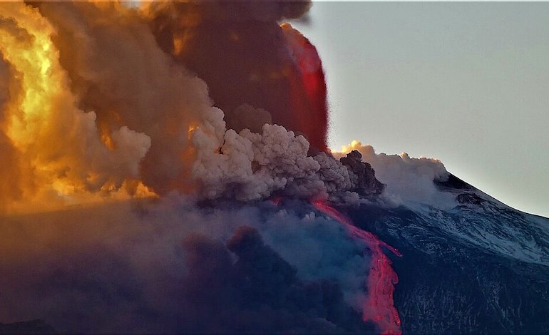 Nuovi dati satellitari sull’eruzione dell’Etna