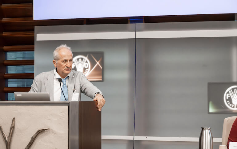 Prof. Mauro Agnoletti