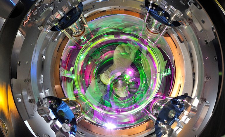 Il decennale dalla storica scoperta delle onde gravitazionali