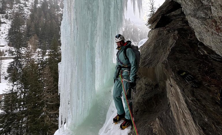 I consigli delle Guide Alpine per affrontare le cascate di ghiaccio