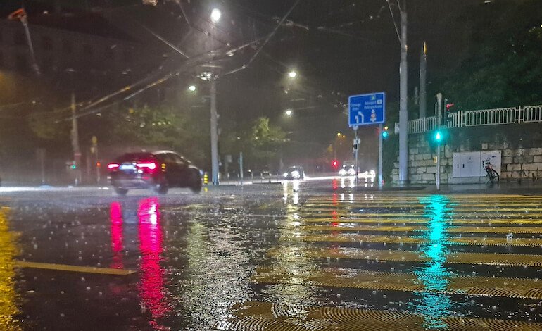 Meno piogge ma più intense