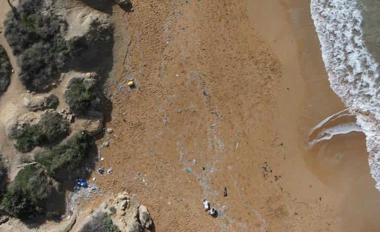 Monitoraggio delle microplastiche nel mare