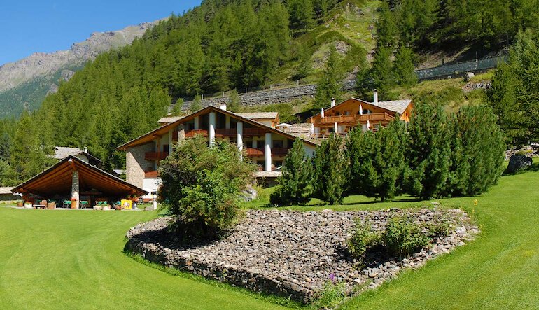 Notre Maison: ospitalità alpina tra sostenibilità e visione contemporanea
