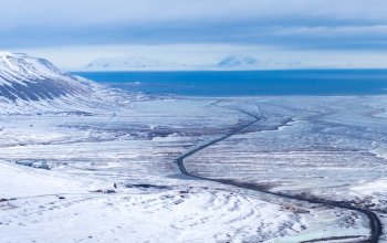 La neve dell’Artico diventa un laboratorio chimico naturale