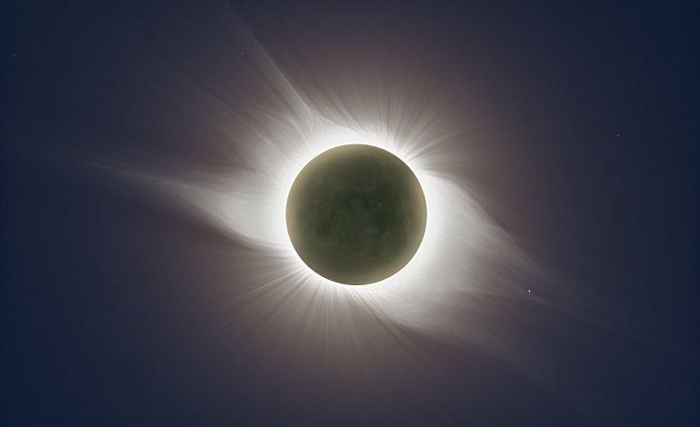 Tutti pronti per l’eclissi solare del 12 agosto