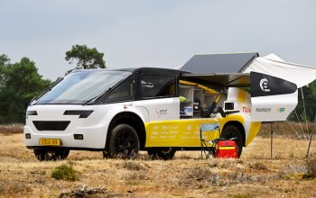 Presentata Stella Juva, la prima ambulanza al mondo alimentata a energia solare