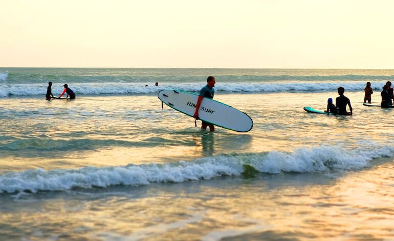 Inquinanti PFAS nelle acque di balneazione