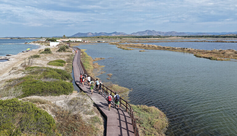 Tre giorni sul Cammino Minerario di Santa Barbara, in Sardegna. Fra saline, vigneti e credenziali digitali