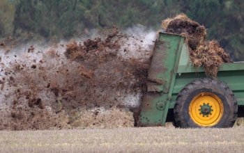 Combustibili avanzati e fertilizzanti a base di carbonio derivati dagli scarti delle lavorazioni agricole