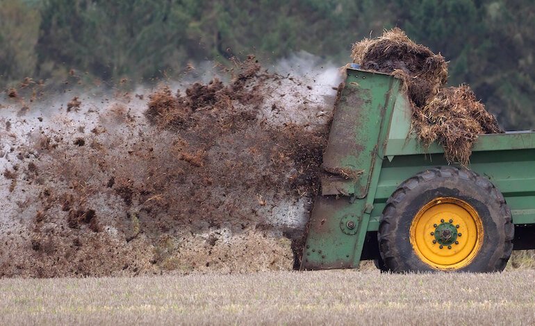 Combustibili avanzati e fertilizzanti a base di carbonio derivati dagli scarti delle lavorazioni agricole